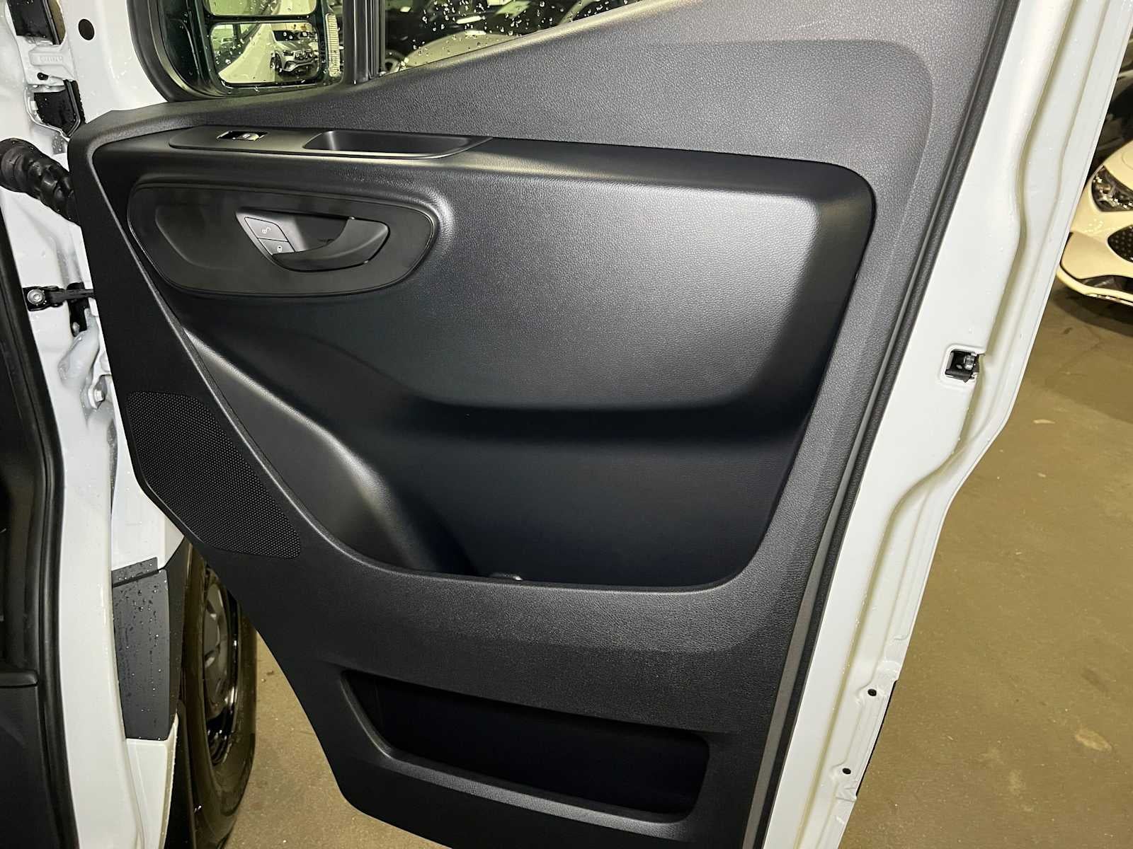 2026 Mercedes-Benz Sprinter Cargo 2500 Standard Roof I4 Diesel 144 RWD