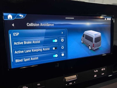 2026 Mercedes-Benz Sprinter Cargo 2500 Standard Roof I4 Diesel 144 RWD
