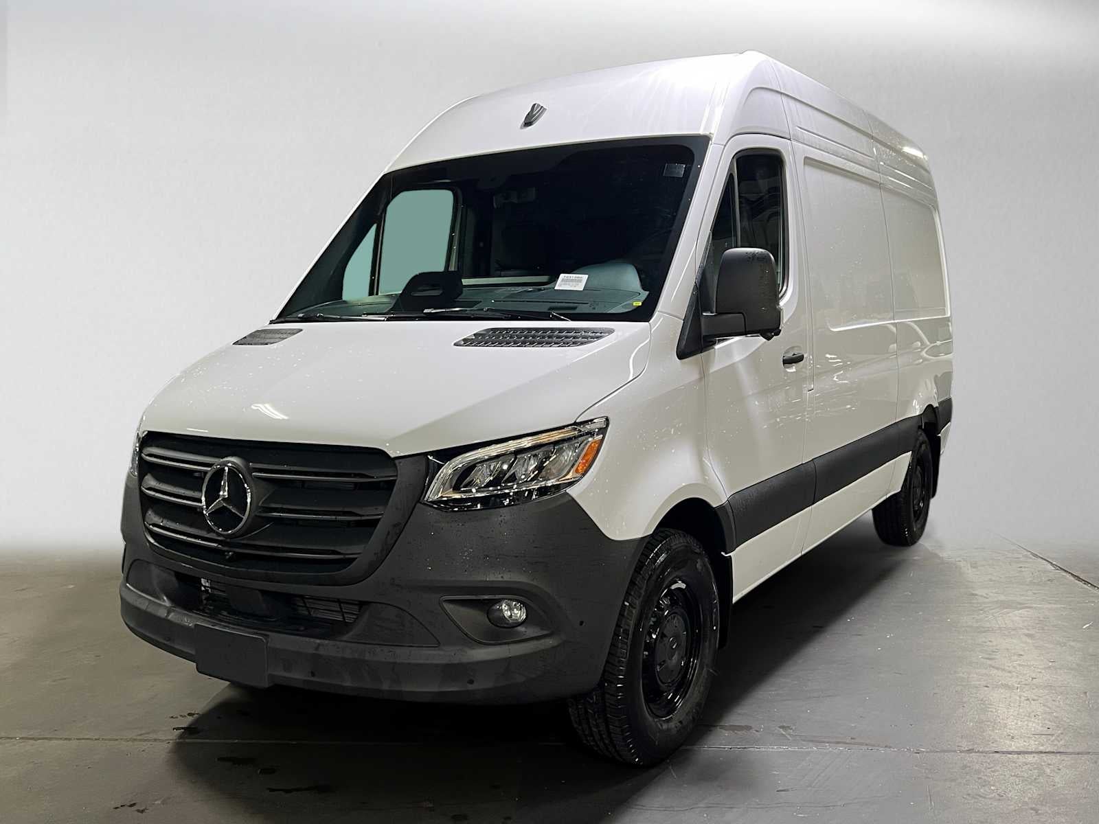 2026 Mercedes-Benz Sprinter Cargo 2500 Standard Roof I4 Diesel 144 RWD