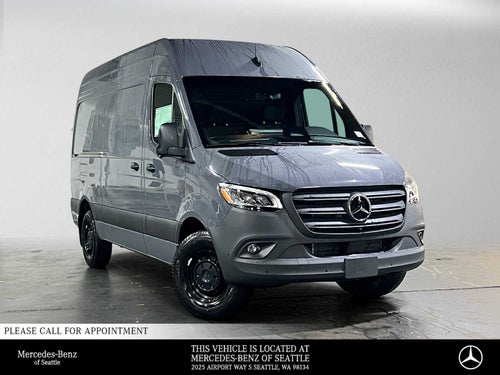 2026 Mercedes-Benz Sprinter Cargo 2500 Standard Roof I4 Diesel 144 RWD