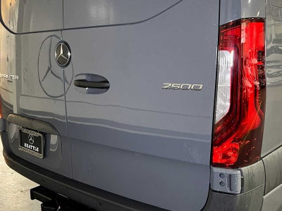 2026 Mercedes-Benz Sprinter Cargo 2500 Standard Roof I4 Diesel 144 RWD