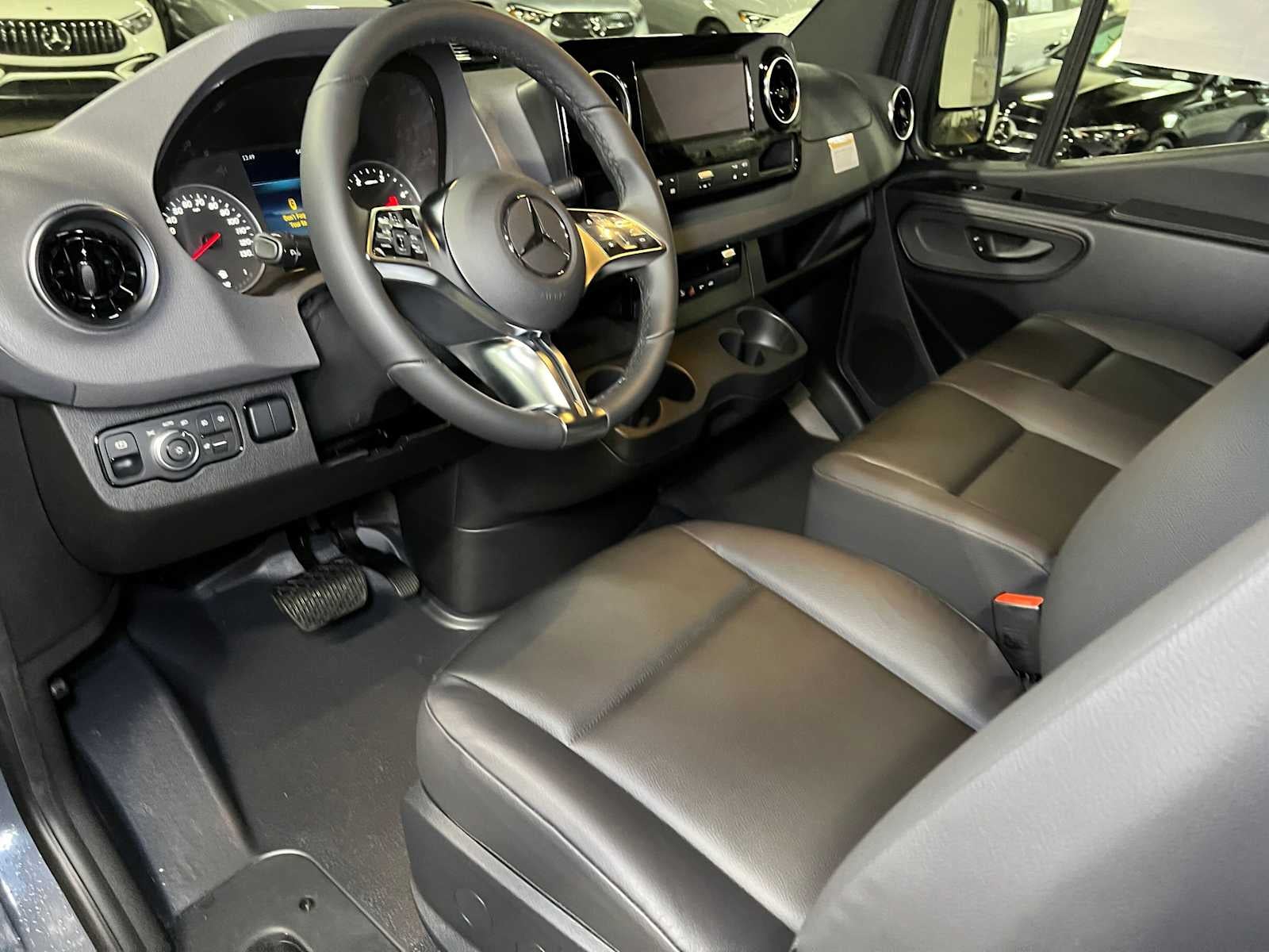 2026 Mercedes-Benz Sprinter Cargo 2500 Standard Roof I4 Diesel 144 RWD