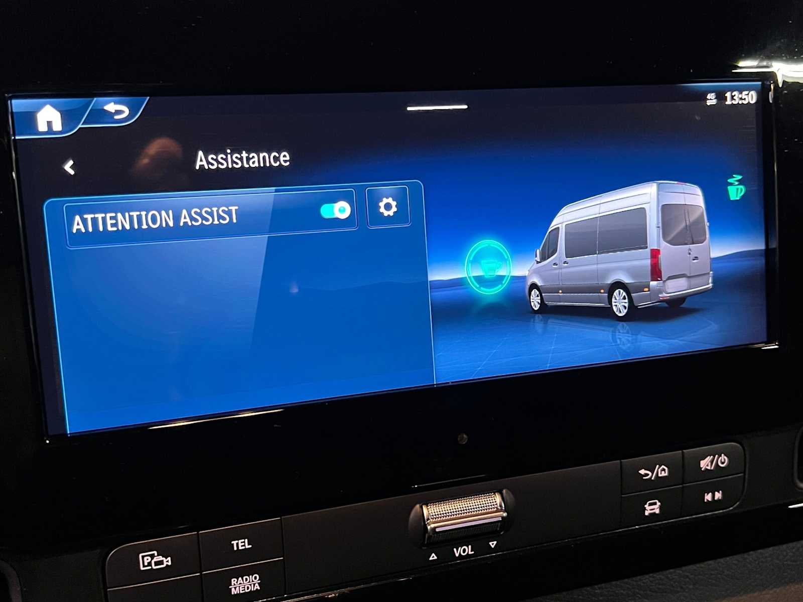 2026 Mercedes-Benz Sprinter Cargo 2500 Standard Roof I4 Diesel 144 RWD