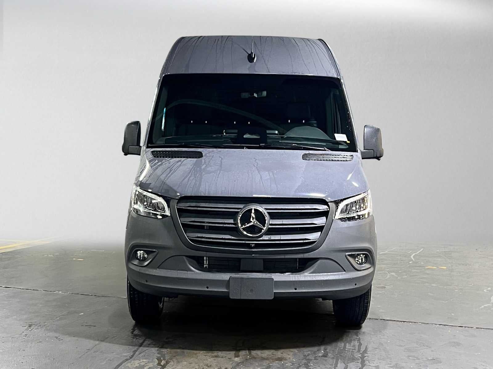2026 Mercedes-Benz Sprinter Cargo 2500 Standard Roof I4 Diesel 144 RWD