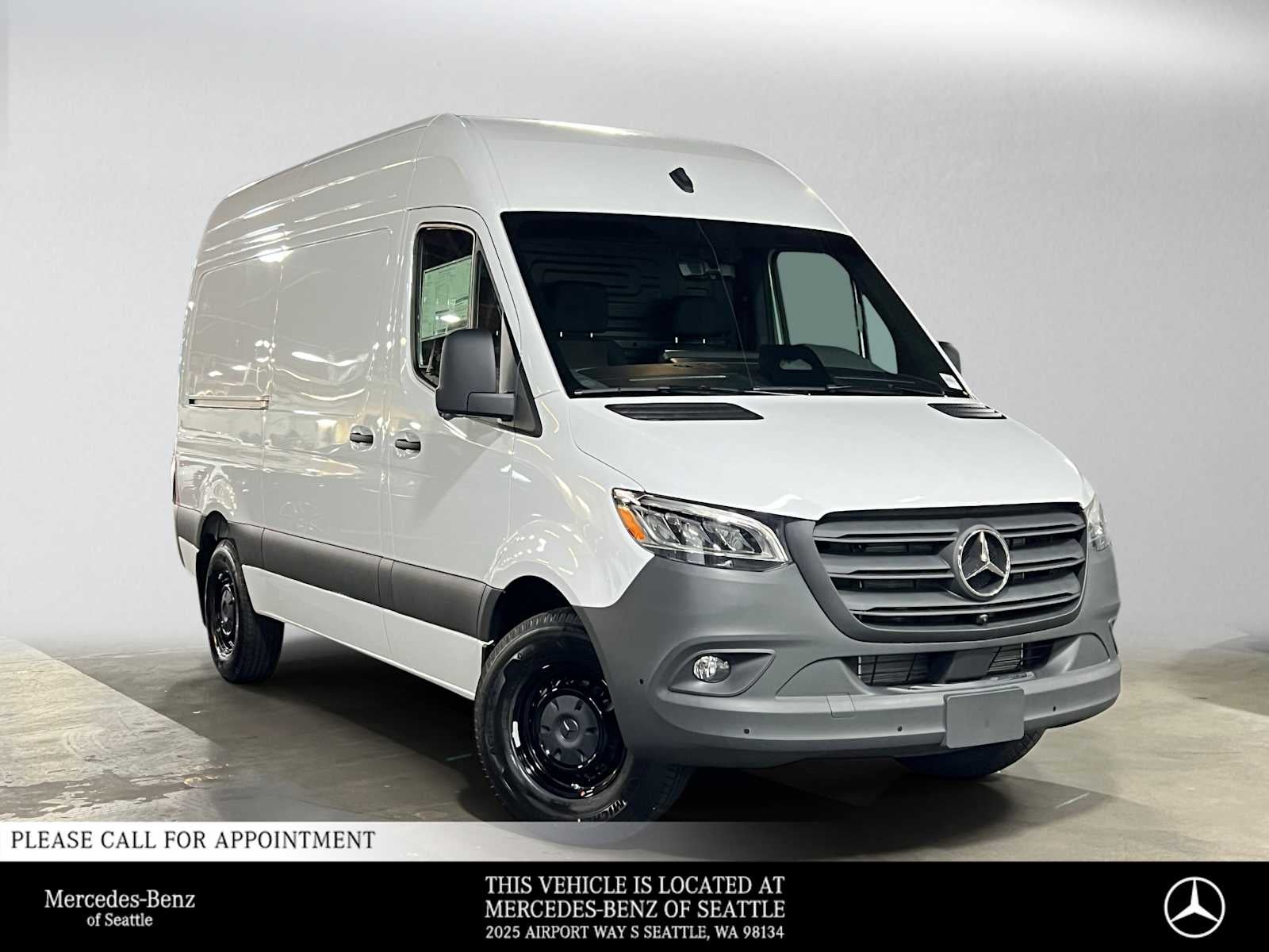 2026 Mercedes-Benz Sprinter Cargo 2500 Standard Roof I4 Diesel 144 RWD