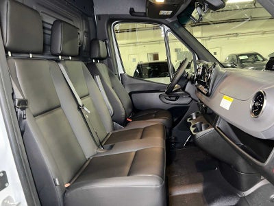 2026 Mercedes-Benz Sprinter Cargo 2500 Standard Roof I4 Diesel 144 RWD