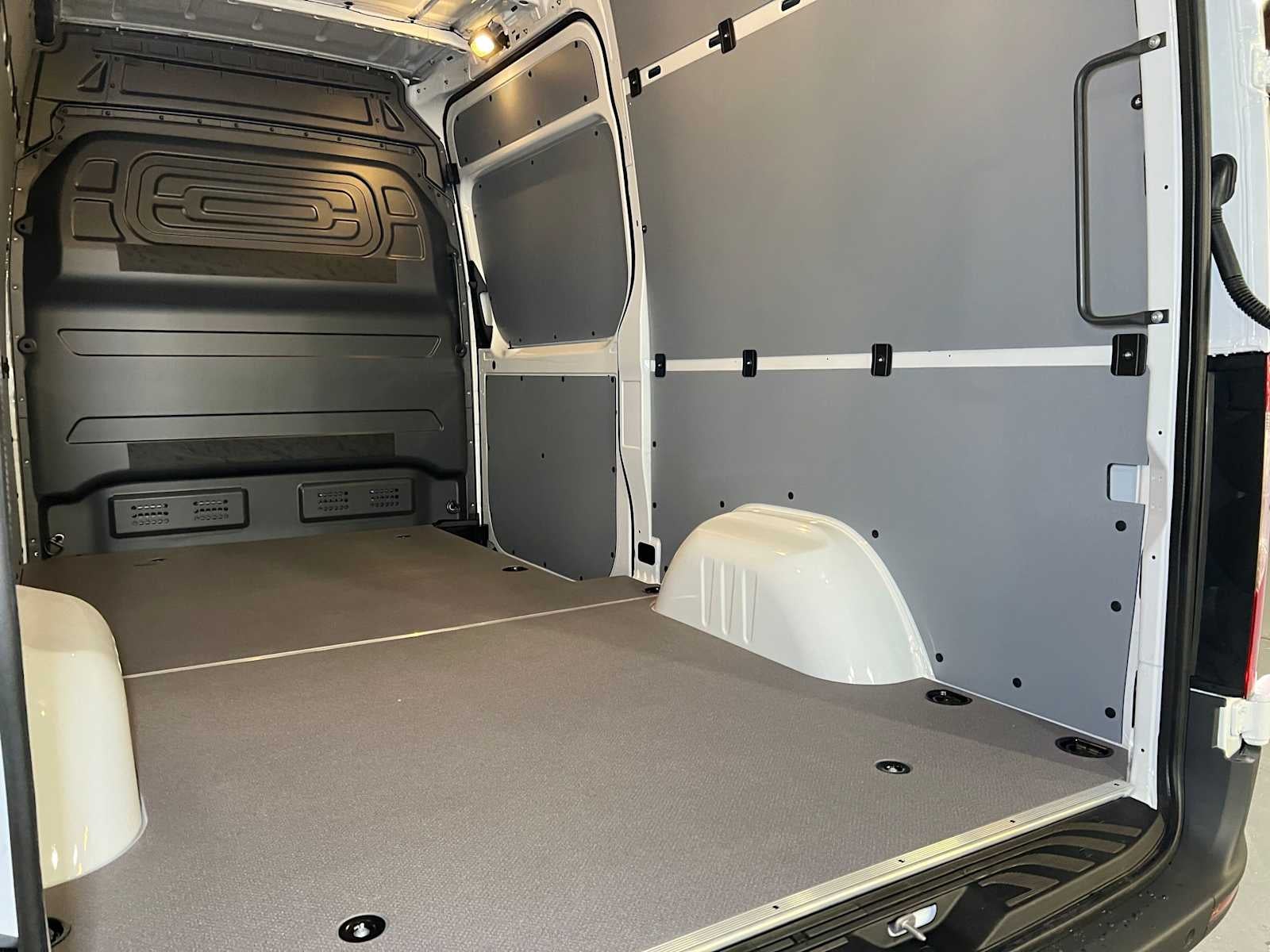 2026 Mercedes-Benz Sprinter Cargo 2500 Standard Roof I4 Diesel 144 RWD