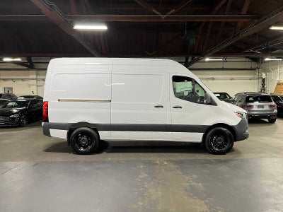 2026 Mercedes-Benz Sprinter Cargo 2500 Standard Roof I4 Diesel 144 RWD