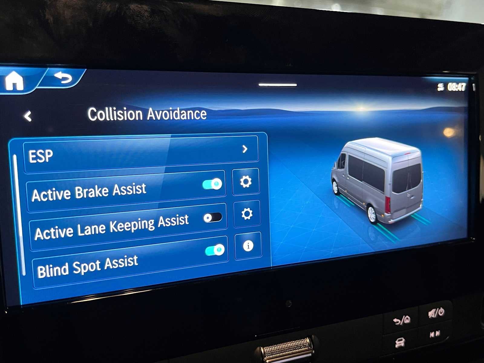 2026 Mercedes-Benz Sprinter Cargo 2500 Standard Roof I4 Diesel 144 RWD