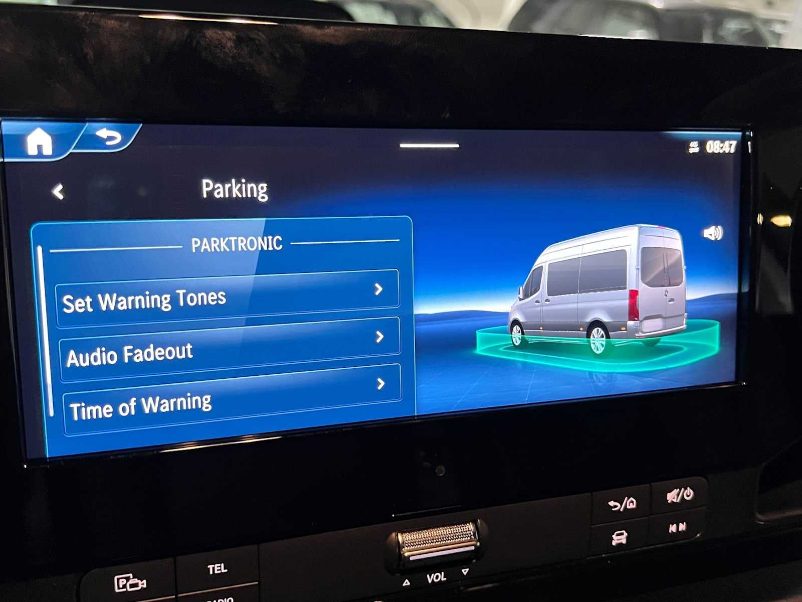 2026 Mercedes-Benz Sprinter Cargo 2500 Standard Roof I4 Diesel 144 RWD