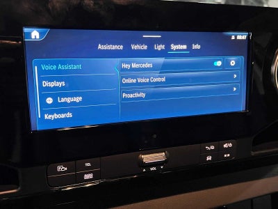 2026 Mercedes-Benz Sprinter Cargo 2500 Standard Roof I4 Diesel 144 RWD