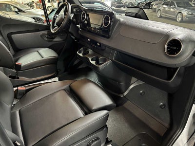 2025 Mercedes-Benz Sprinter Cargo Van 2500 Standard Roof I4 Diesel 144 RWD