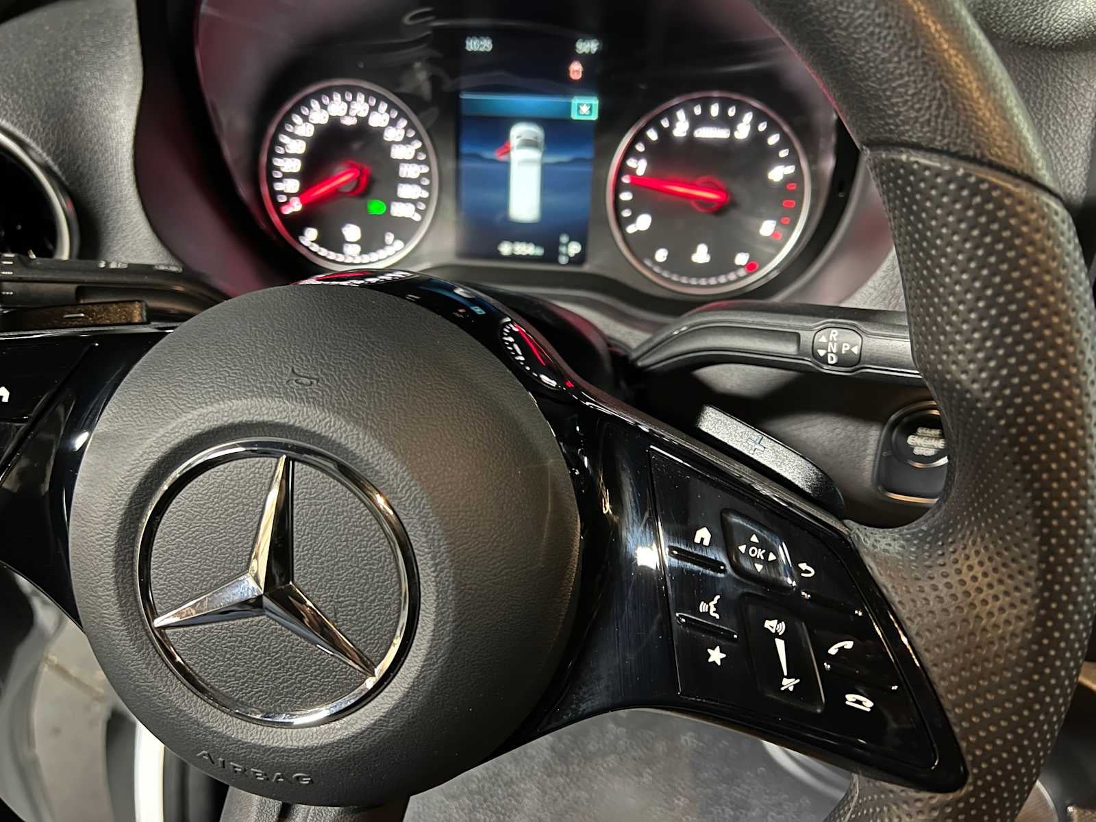 2025 Mercedes-Benz Sprinter Cargo Van 2500 Standard Roof I4 Diesel 144" RWD