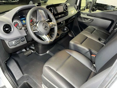 2026 Mercedes-Benz Sprinter Cargo 2500 Standard Roof I4 Diesel 144 RWD