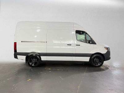 2026 Mercedes-Benz Sprinter Cargo 2500 Standard Roof I4 Diesel 144 RWD