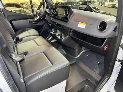 2026 Mercedes-Benz Sprinter Cargo 2500 Standard Roof I4 Diesel 144 RWD
