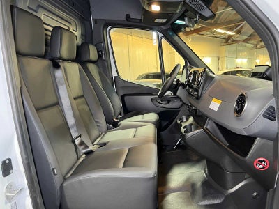 2026 Mercedes-Benz Sprinter Cargo 2500 Standard Roof I4 Diesel 144 RWD