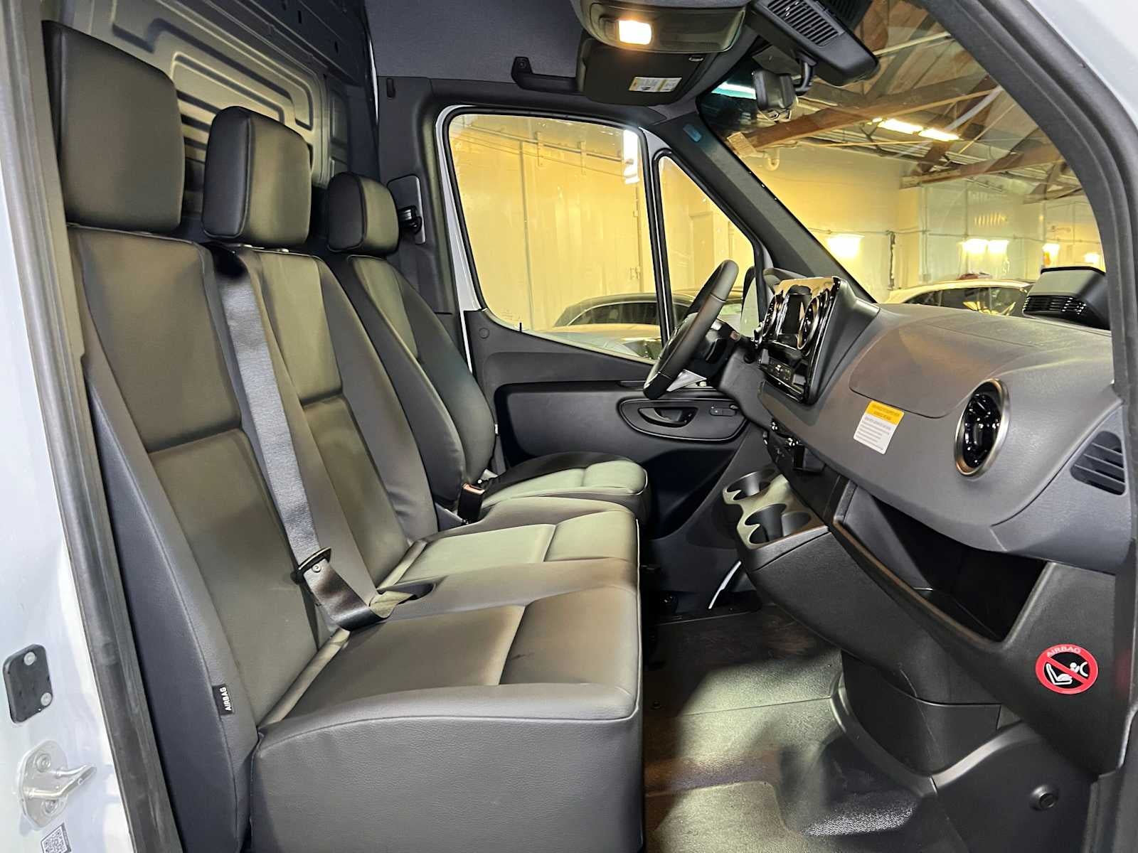 2026 Mercedes-Benz Sprinter Cargo 2500 Standard Roof I4 Diesel 144 RWD