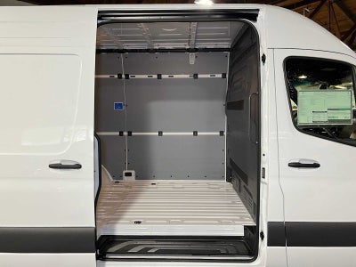 2026 Mercedes-Benz Sprinter Cargo 2500 Standard Roof I4 Diesel 144 RWD
