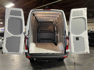 2026 Mercedes-Benz Sprinter Cargo 2500 Standard Roof I4 Diesel 144 RWD