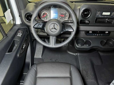 2025 Mercedes-Benz Sprinter Cargo Van 2500 Standard Roof I4 Diesel 144" RWD