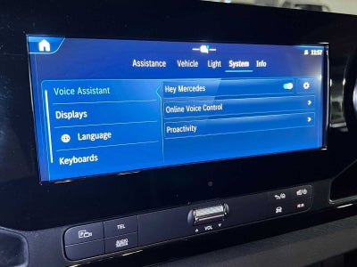 2026 Mercedes-Benz Sprinter 2500 Standard Roof I4 Diesel 144 RWD
