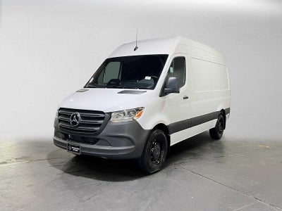 2026 Mercedes-Benz Sprinter 2500 Standard Roof I4 Diesel 144 RWD