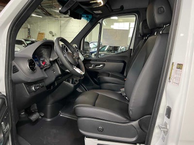 2026 Mercedes-Benz Sprinter 2500 Standard Roof I4 Diesel 144 RWD