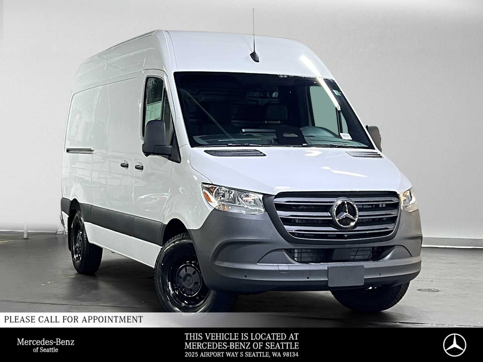 2026 Mercedes-Benz Sprinter 2500 Standard Roof I4 Diesel 144 RWD