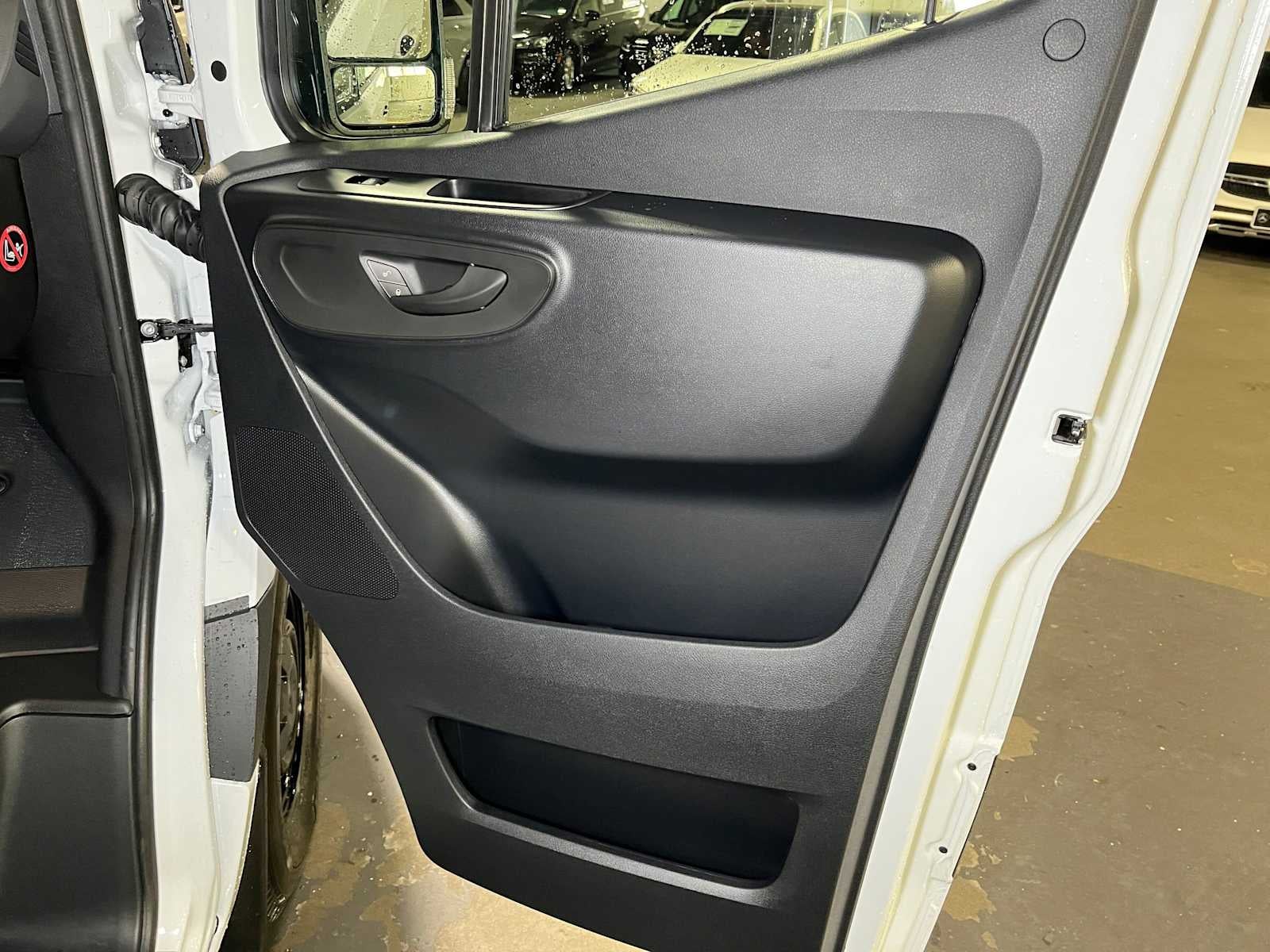 2026 Mercedes-Benz Sprinter 2500 Standard Roof I4 Diesel 144 RWD