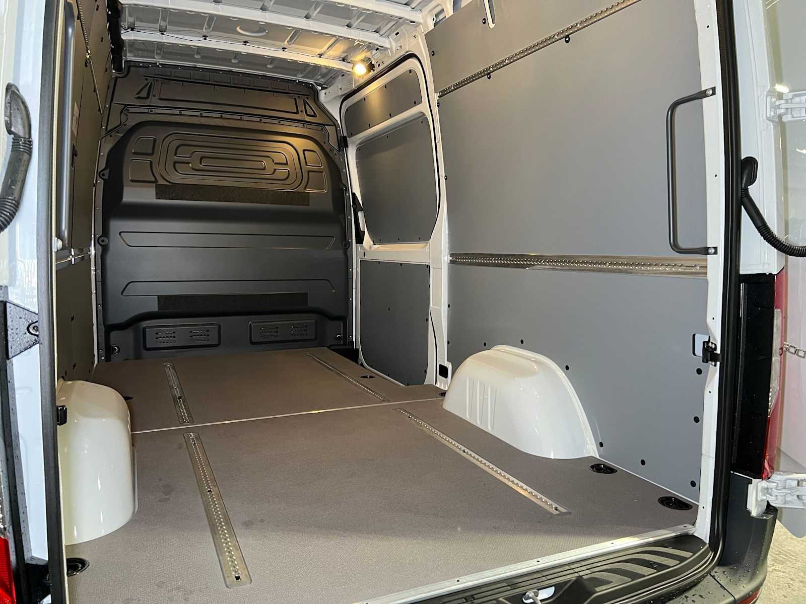 2026 Mercedes-Benz Sprinter 2500 Standard Roof I4 Diesel 144 RWD