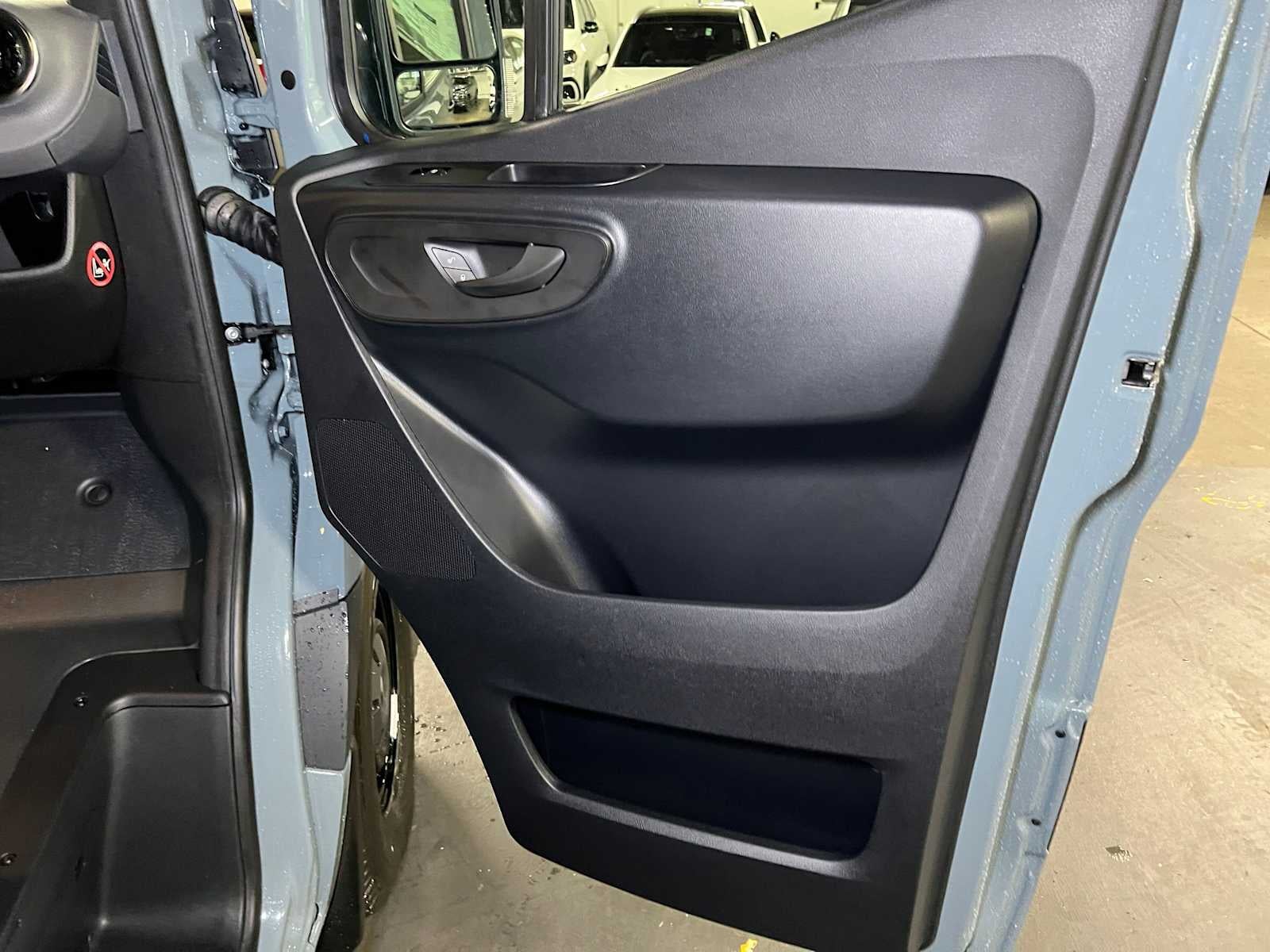 2026 Mercedes-Benz Sprinter Cargo 2500 Standard Roof I4 Diesel 144 RWD