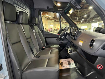 2026 Mercedes-Benz Sprinter Cargo 2500 Standard Roof I4 Diesel 144 RWD