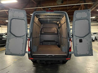2026 Mercedes-Benz Sprinter Cargo 2500 Standard Roof I4 Diesel 144 RWD