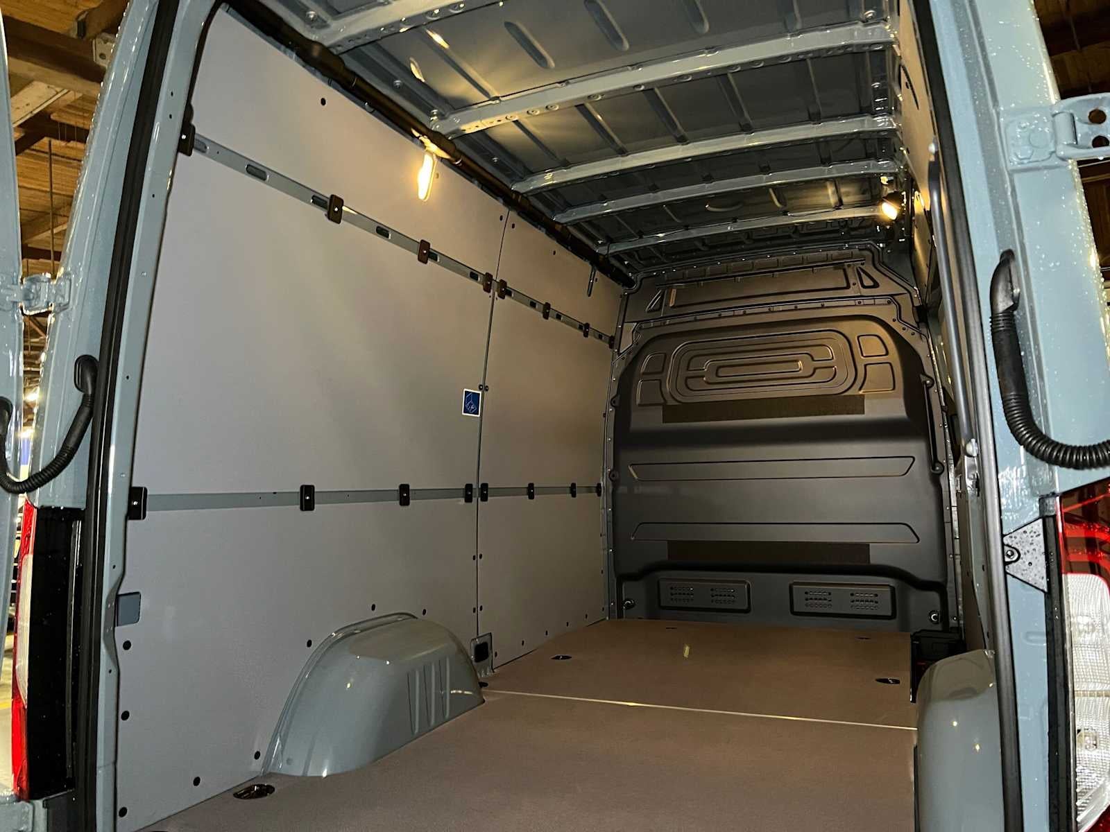 2026 Mercedes-Benz Sprinter Cargo 2500 Standard Roof I4 Diesel 144 RWD