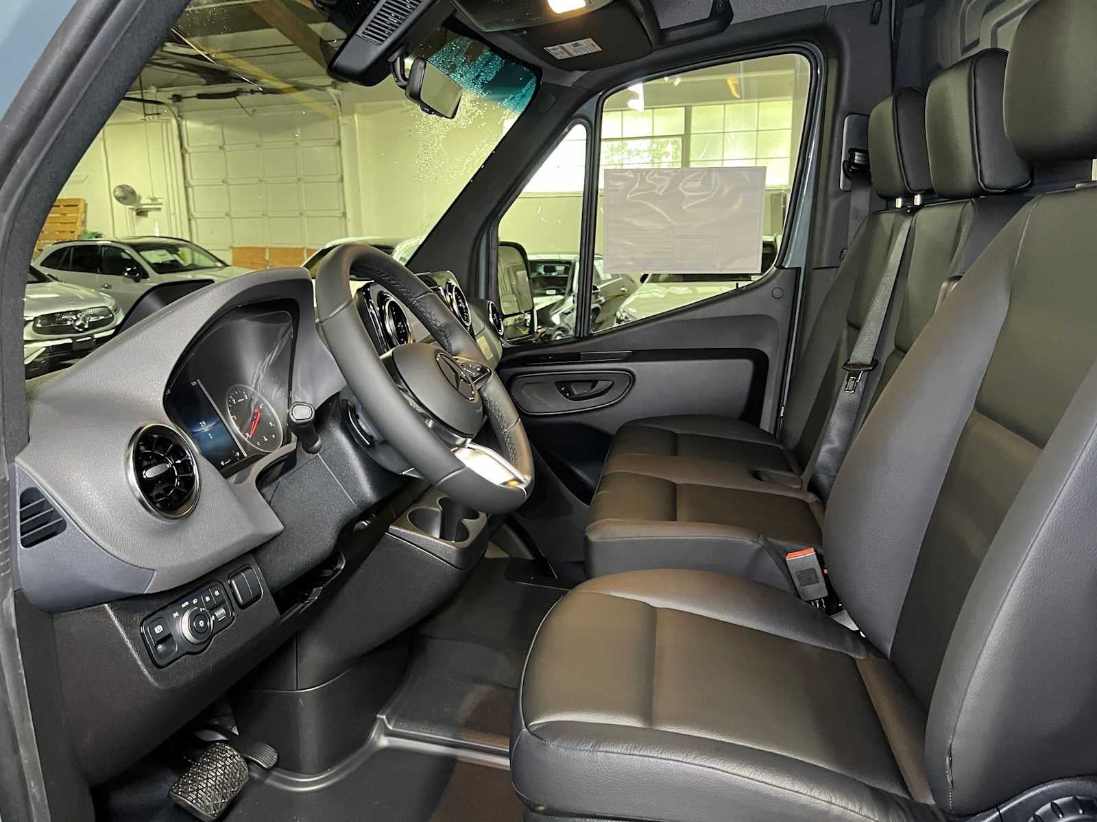 2026 Mercedes-Benz Sprinter Cargo 2500 Standard Roof I4 Diesel 144 RWD