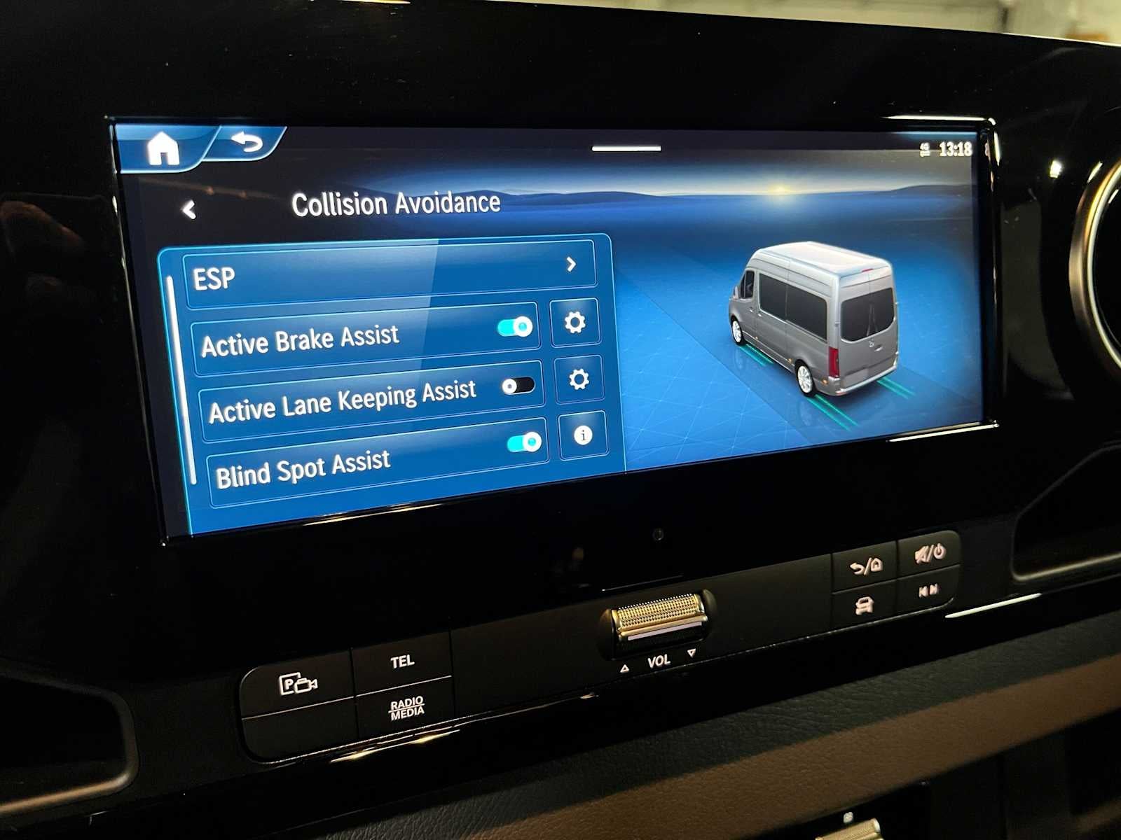 2026 Mercedes-Benz Sprinter Cargo 2500 Standard Roof I4 Diesel 144 RWD