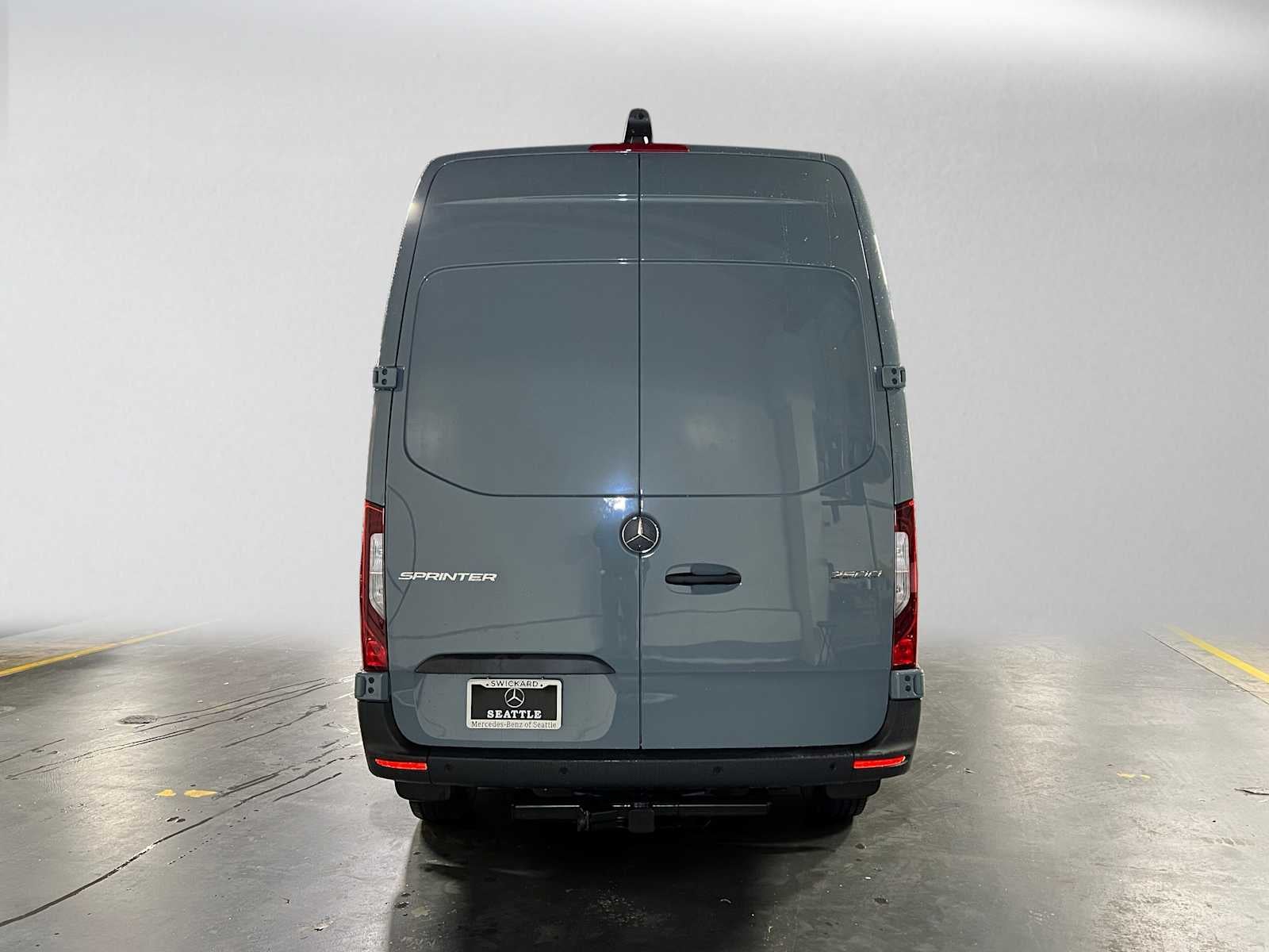 2026 Mercedes-Benz Sprinter Cargo 2500 Standard Roof I4 Diesel 144 RWD