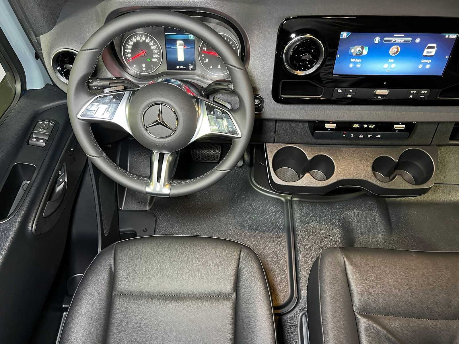 2026 Mercedes-Benz Sprinter Cargo 2500 Standard Roof I4 Diesel 144 RWD