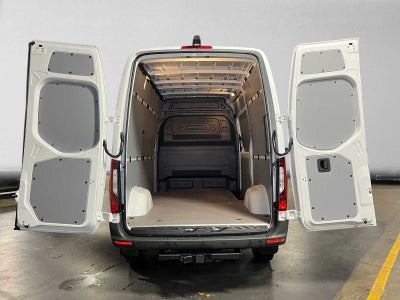 2026 Mercedes-Benz Sprinter Cargo 2500 Standard Roof I4 Diesel 144 RWD