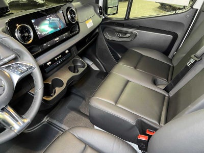 2026 Mercedes-Benz Sprinter Cargo 2500 Standard Roof I4 Diesel 144 RWD