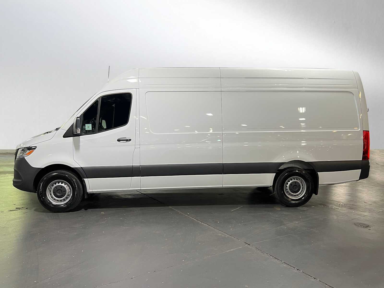 2025 Mercedes-Benz Sprinter Cargo Van 2500 High Roof I4 Diesel 170" RWD