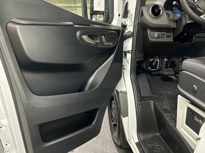 2026 Mercedes-Benz Sprinter 2500 High Roof I4 Diesel 170 RWD