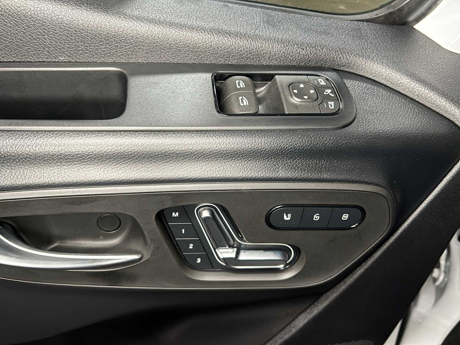 2026 Mercedes-Benz Sprinter 2500 High Roof I4 Diesel 170 RWD