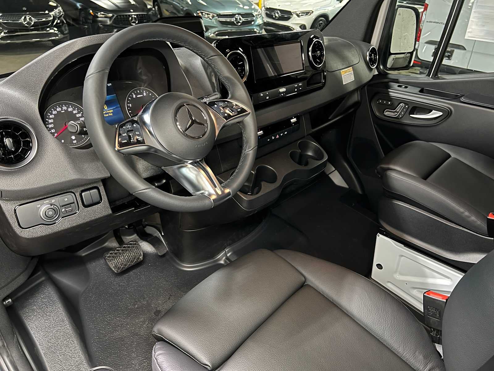 2026 Mercedes-Benz Sprinter 2500 High Roof I4 Diesel 170 RWD