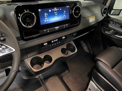 2026 Mercedes-Benz Sprinter 2500 High Roof I4 Diesel 170 RWD