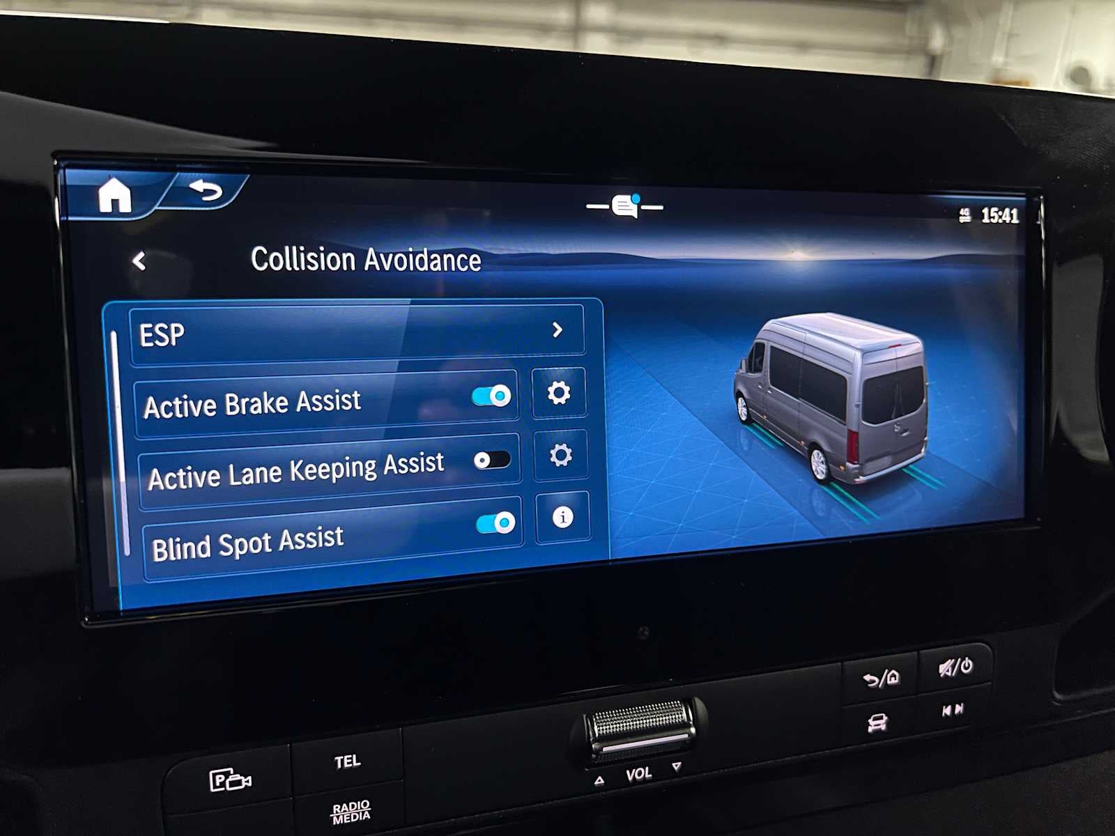 2026 Mercedes-Benz Sprinter 2500 High Roof I4 Diesel 170 RWD