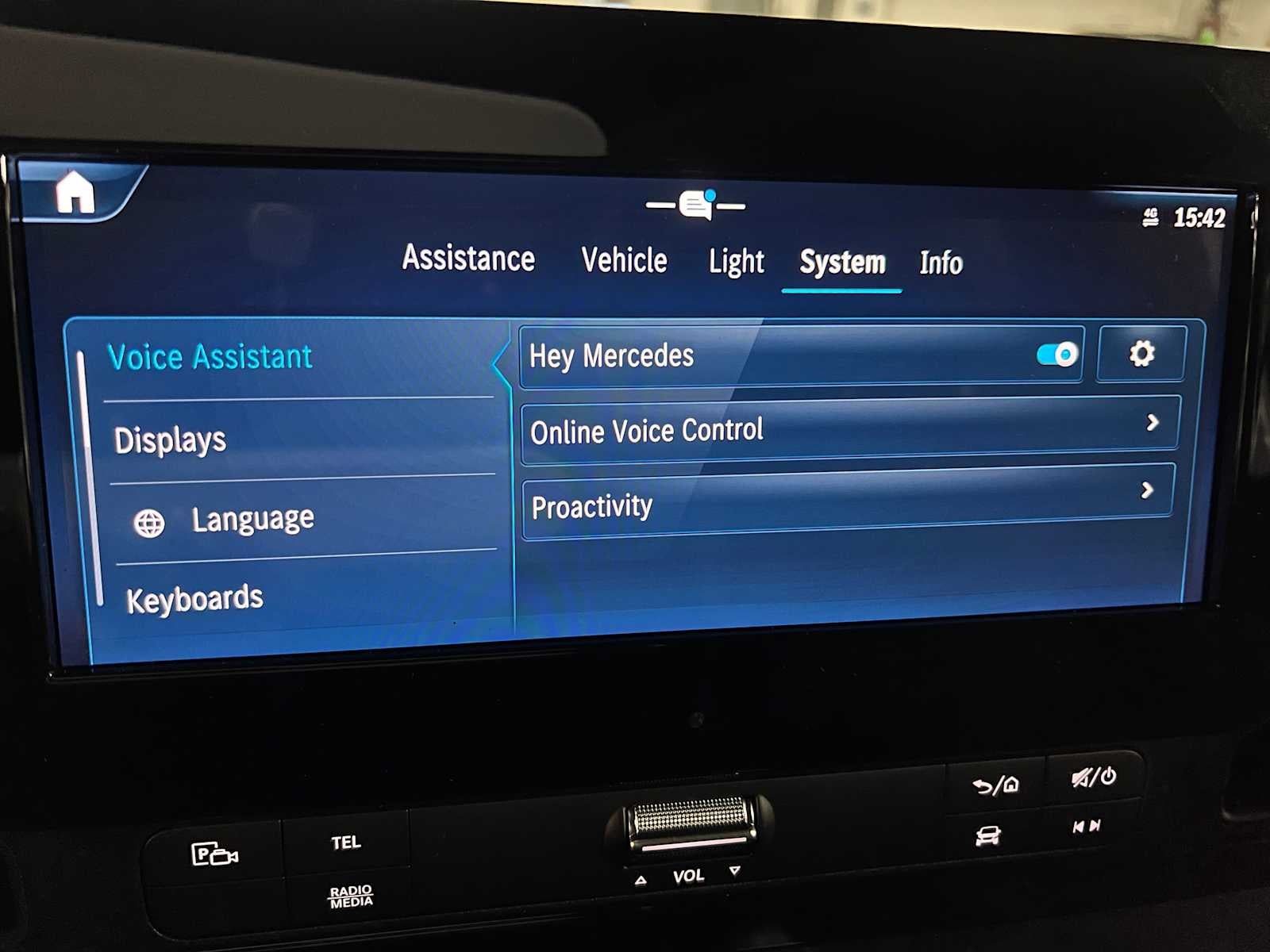 2026 Mercedes-Benz Sprinter 2500 High Roof I4 Diesel 170 RWD