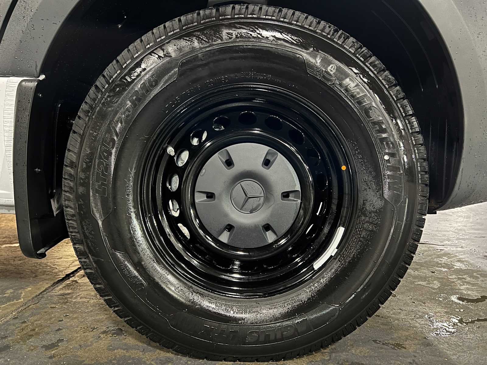 2026 Mercedes-Benz Sprinter 2500 High Roof I4 Diesel 170 RWD