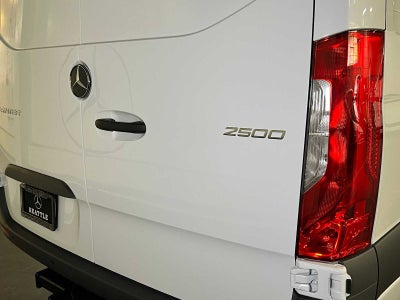 2026 Mercedes-Benz Sprinter 2500 High Roof I4 Diesel 170 RWD